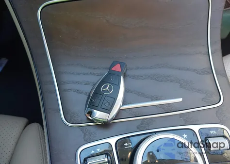 2019 Mercedes-Benz Glc 350E 4Matic from USA, damaged, VIN WDC0G5EB9KF569247